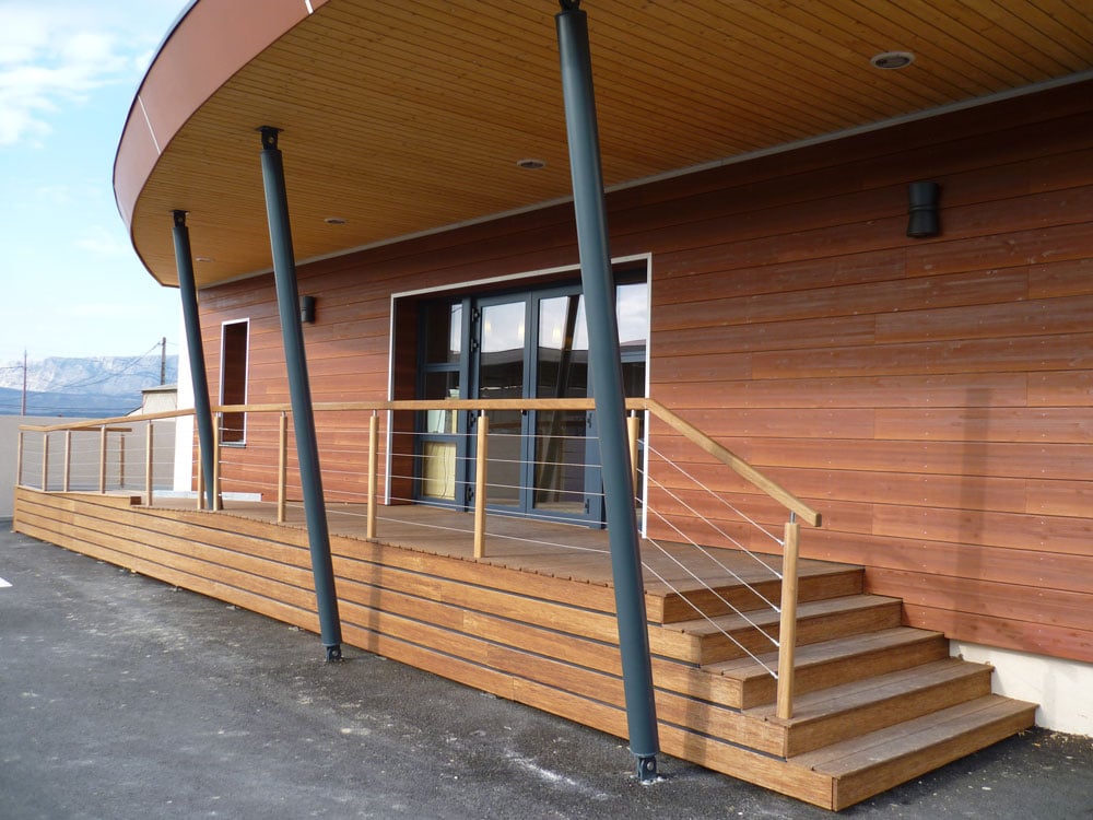construction-bois-batiment-professionnel-aix-en-provence-gardanne-trests