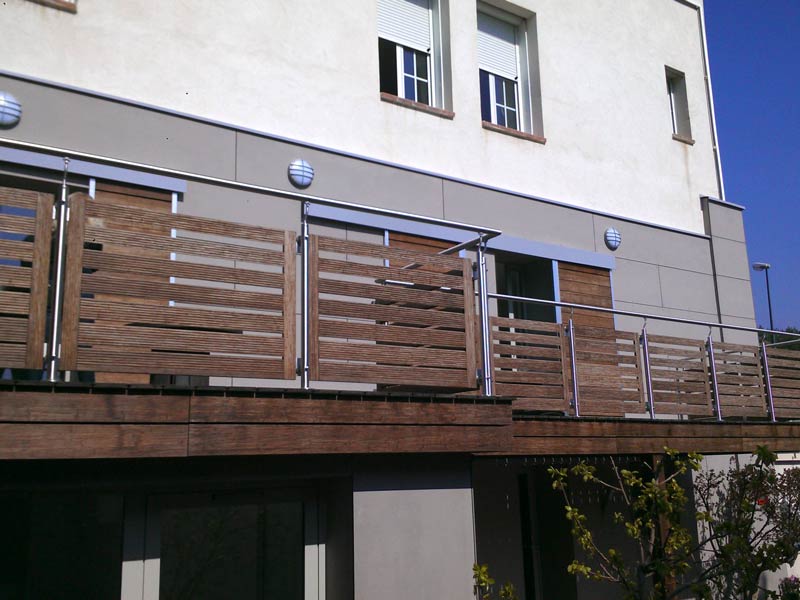 terasse-en-bardage-bois-securite-aix-en-provence